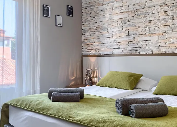 Pula City Center Accommodation With Free Parking