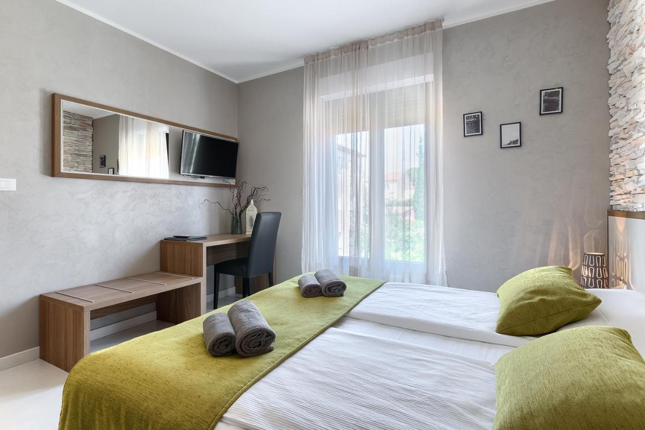Pula City Center Accommodation With Free Parking 4*