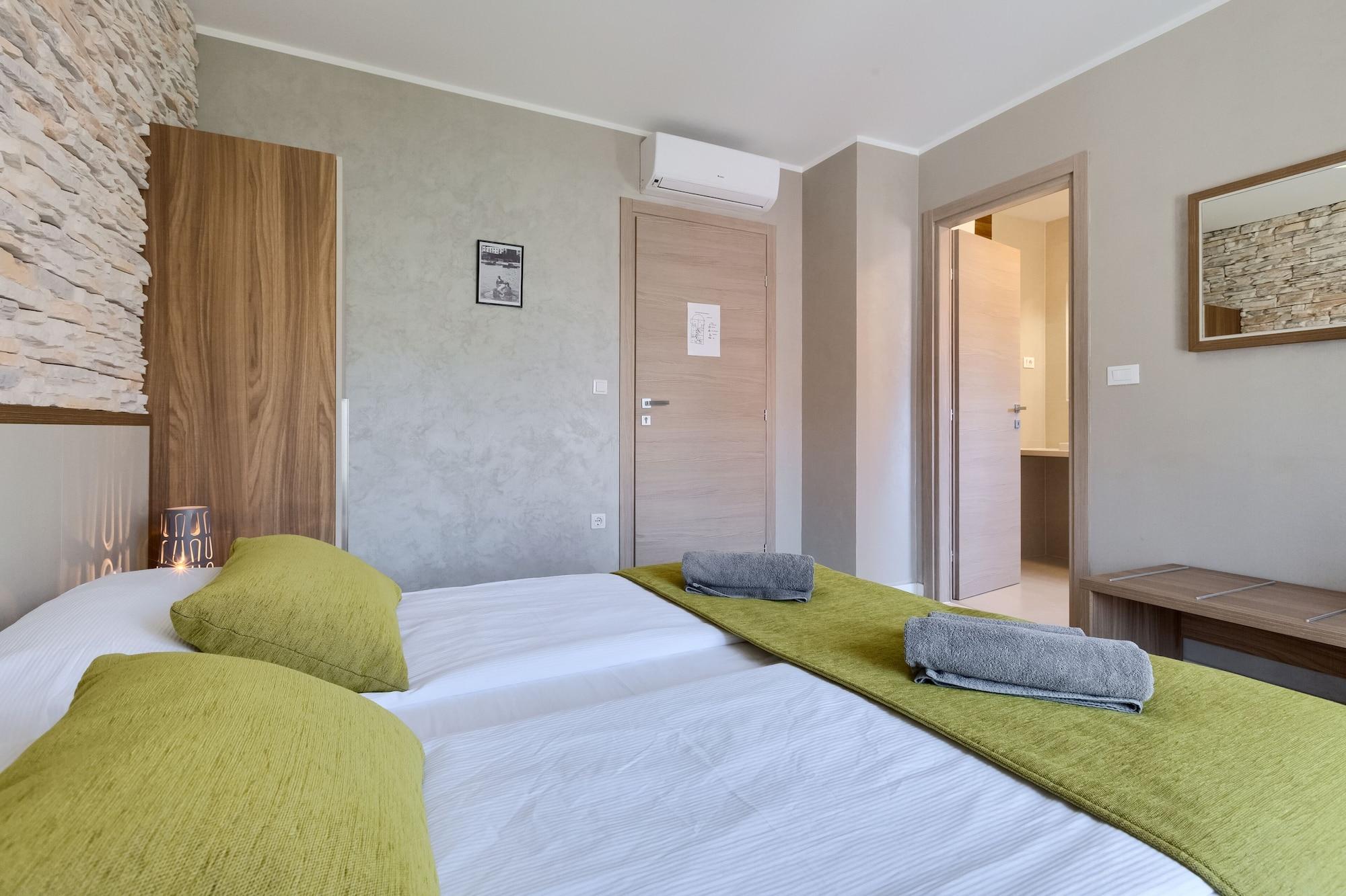 Pula City Center Accommodation With Free Parking 4*