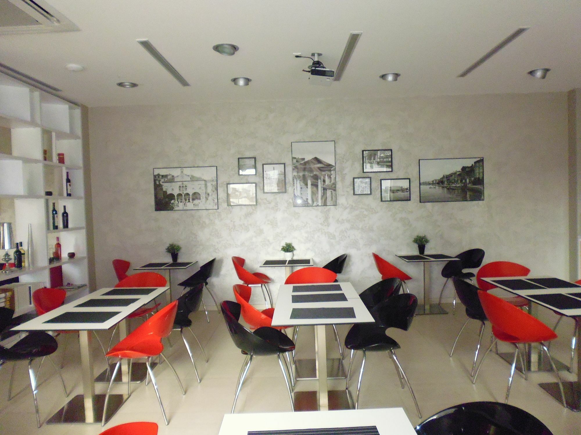 Pula City Center Accommodation With Free Parking